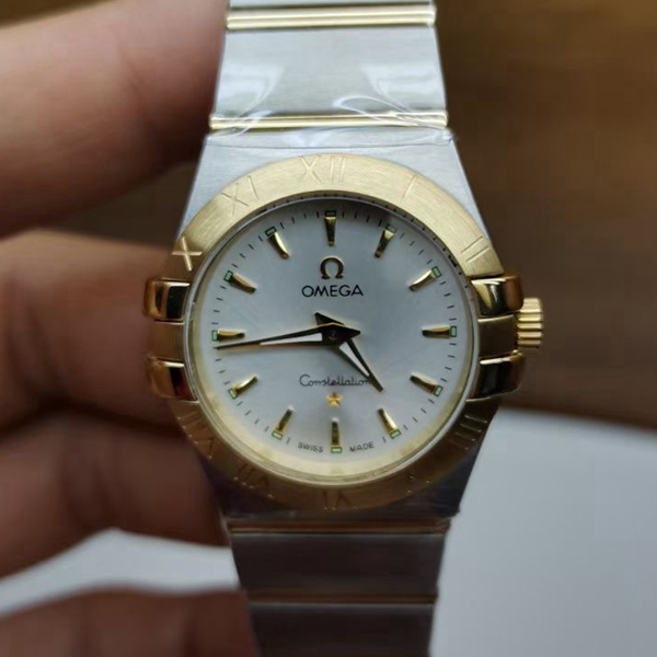 オメガ時計正面デザイン